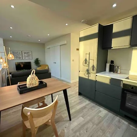 1 Bed Flat With View Of Old Trafford Apartment Manchester Exterior photo