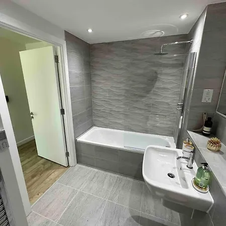1 Bed Flat With View Of Old Trafford Apartment Manchester Exterior photo